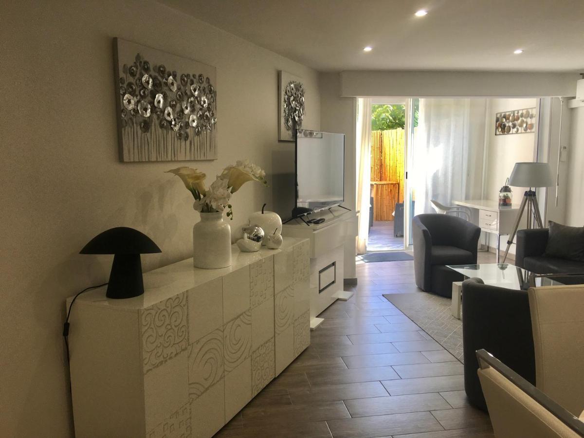 Loft Ravissant Avec Piscine Apartamento Cagnes-sur-Mer Exterior foto